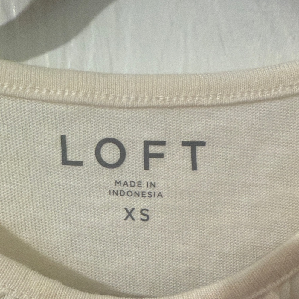 LOFT Cream Ruffle Sleeve Tank Top - Picture 2 of 3